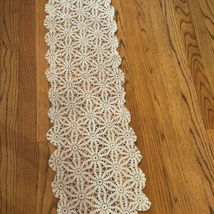 Elegant Cream Lace Table Runner